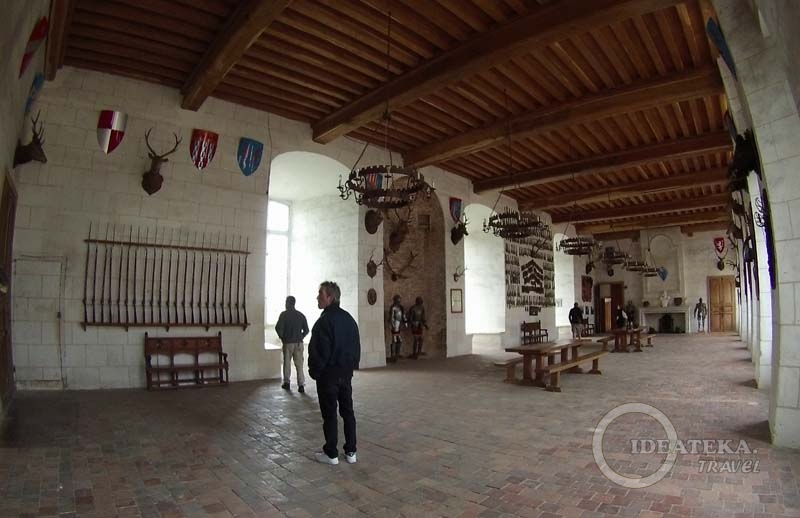 Парадный зал замка Сан-Фарго