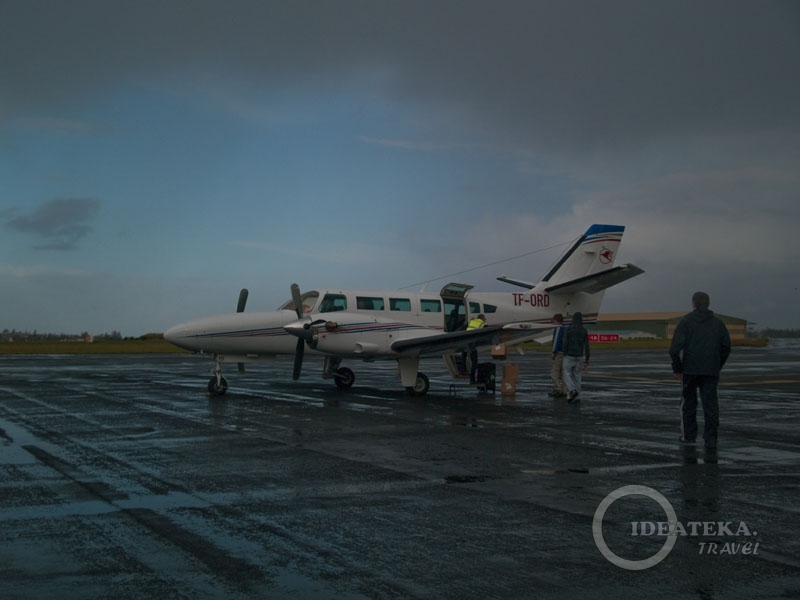 9-местный самолет Eagle Air в аэропорту Рейкьявика