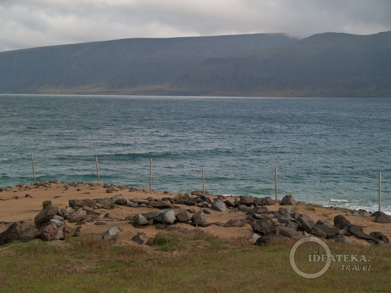 Следы первых исландских поселений на берегах Арна-фьорда