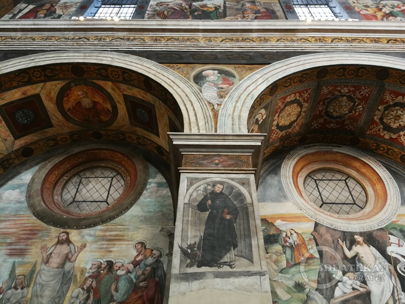 Фрески в музее Santa Giulia