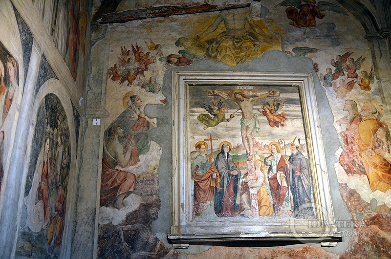 Роспись монастырских стен