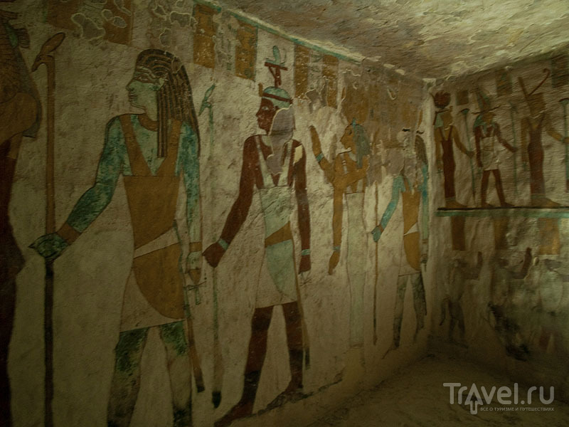 Фрески на стенах гробницы Zed-Amun-ef-ankh