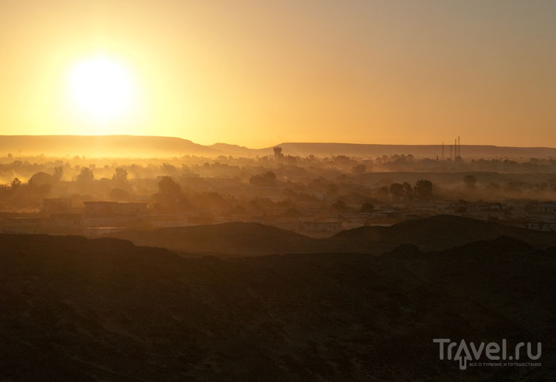Закат над оазисом Фарафра