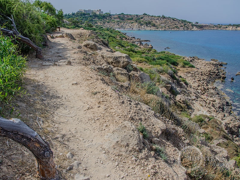Пешеходная тропа вдоль побережья Кипра