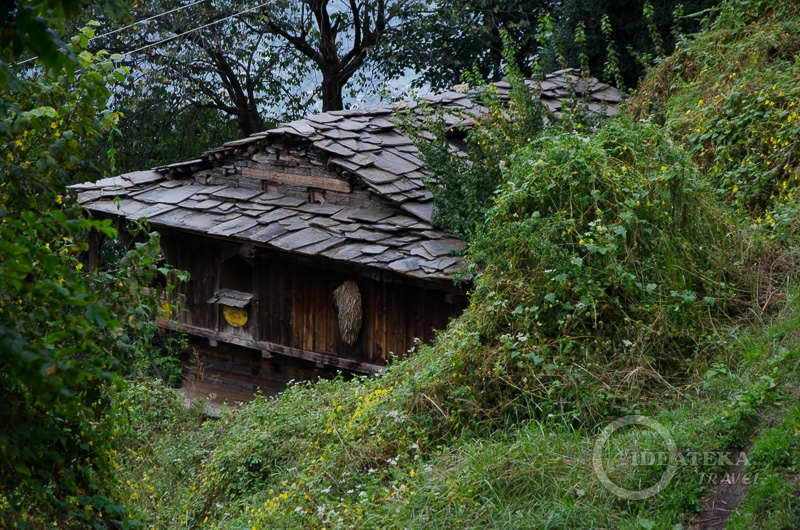 Дом в горах индийских Гималаев