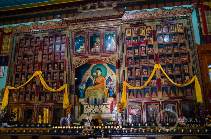 Алтарь главного храма в Пангане