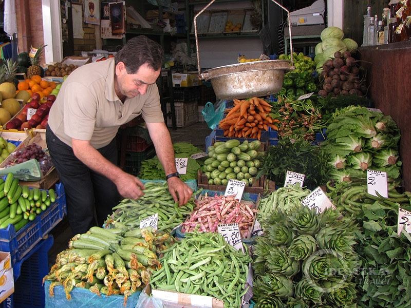 Торговля овощами в Греции