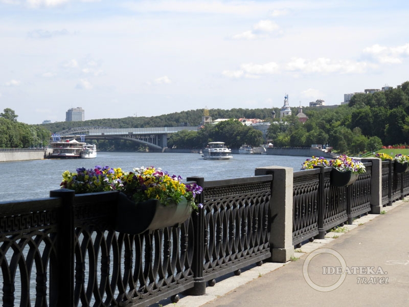 Теплоходы на Москве-реке