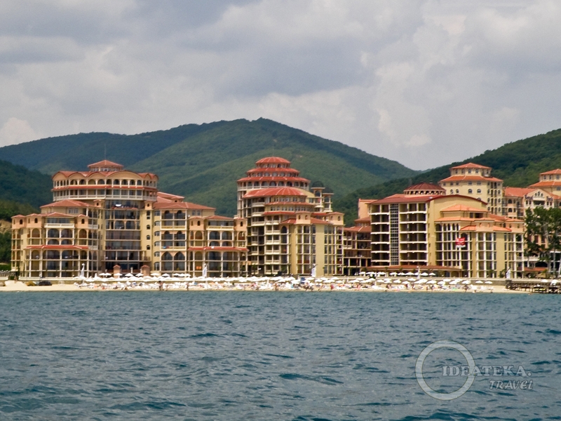 Курорт Елените в Болгарии