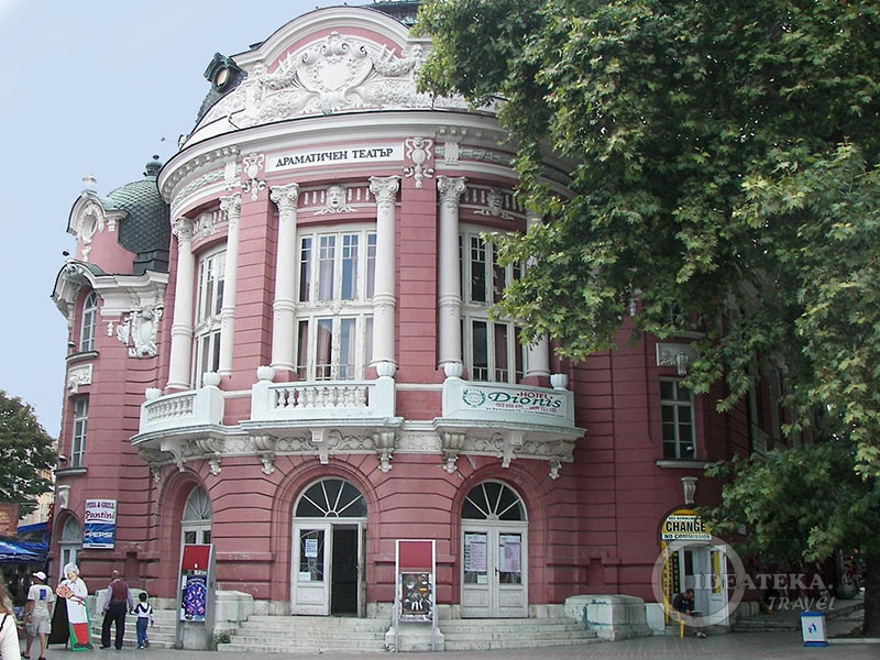 Драматический театр в Варне, Болгария