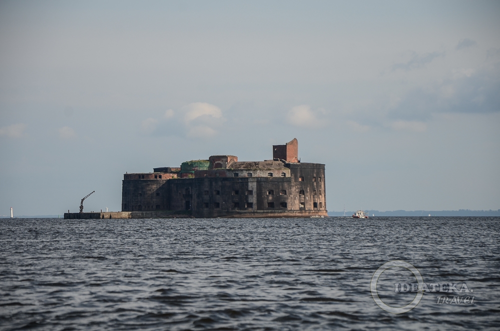 Форты и маяки кронштадта. Морская прогулка вокруг Фортов Кронштадта.