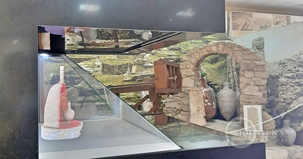 3D-пирамида в Музее истории Танаиса