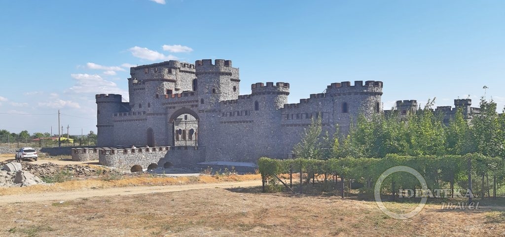 Замок - Донской Военно-исторический музей